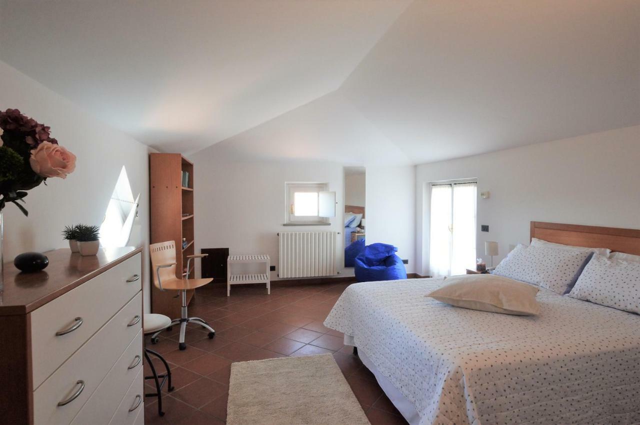 La Casa Di Chloe Apartment Поджибонси Екстериор снимка