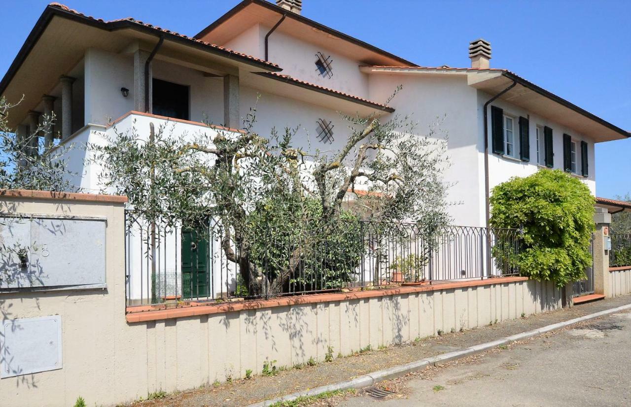 La Casa Di Chloe Apartment Поджибонси Екстериор снимка