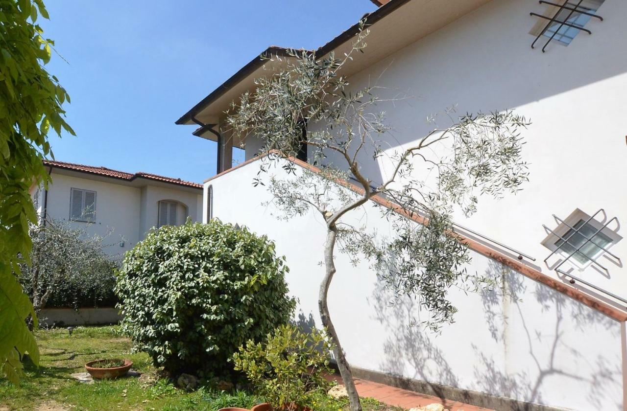 La Casa Di Chloe Apartment Поджибонси Екстериор снимка